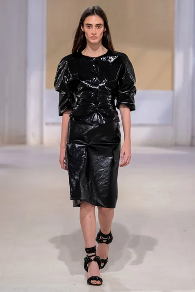 Look 9